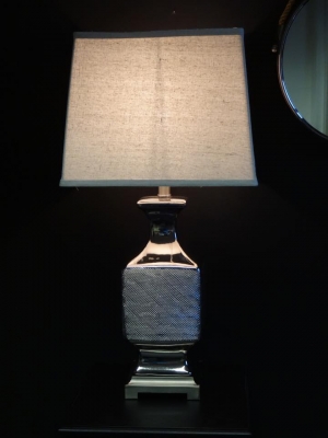 Grande Square Lamp Image