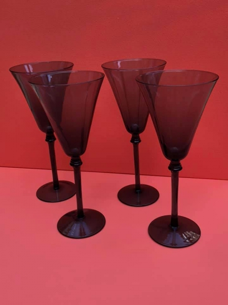 4 Slate Grey Wine Glasses Image