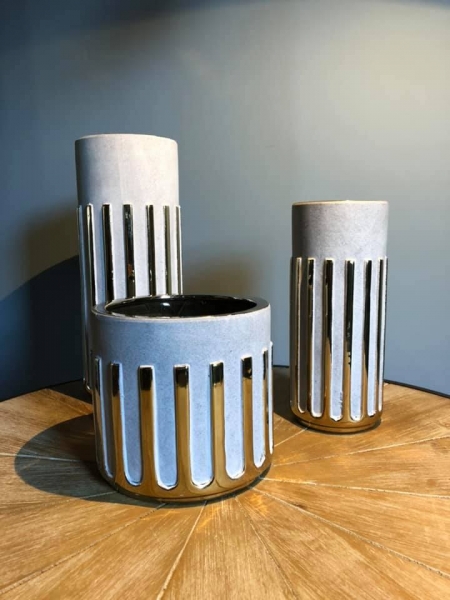 Cement Grey & Gold Vase S Image