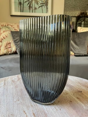 Oval Smoke Vase Image