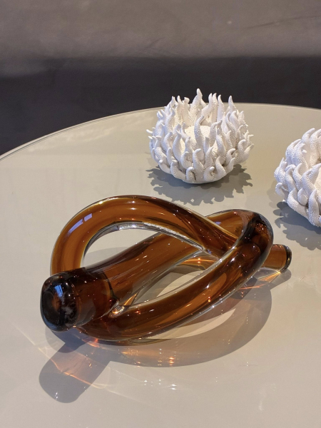 Amber Glass Knot Image