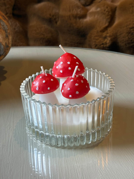 Mushroom Candle Red Image