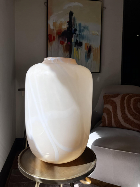 XL Cream & White Vase Image